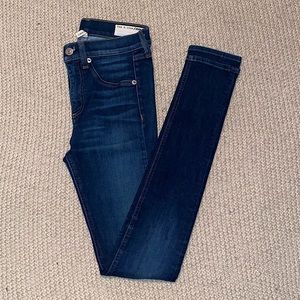 rag & bone - dark wash 10 inch rise skinny jeans, size 25